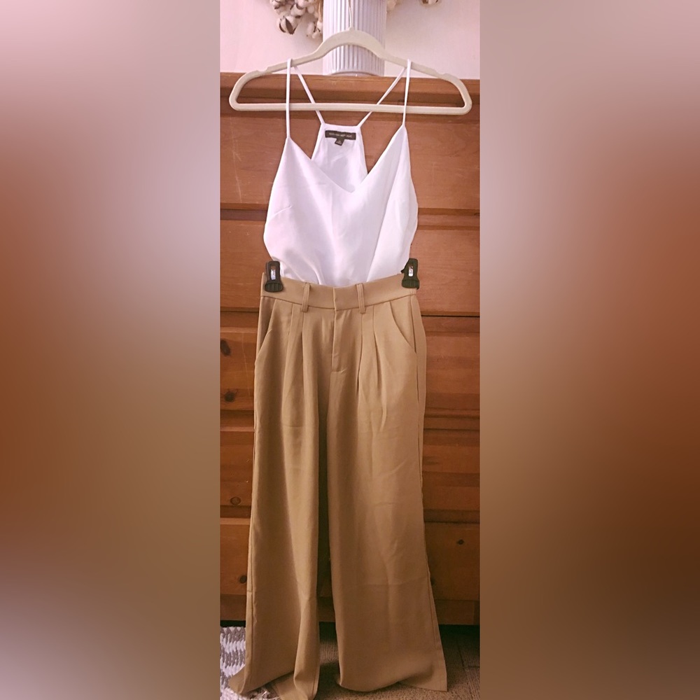 Women’s Tan Mid-Rise Wide Leg Tailored Trousers
